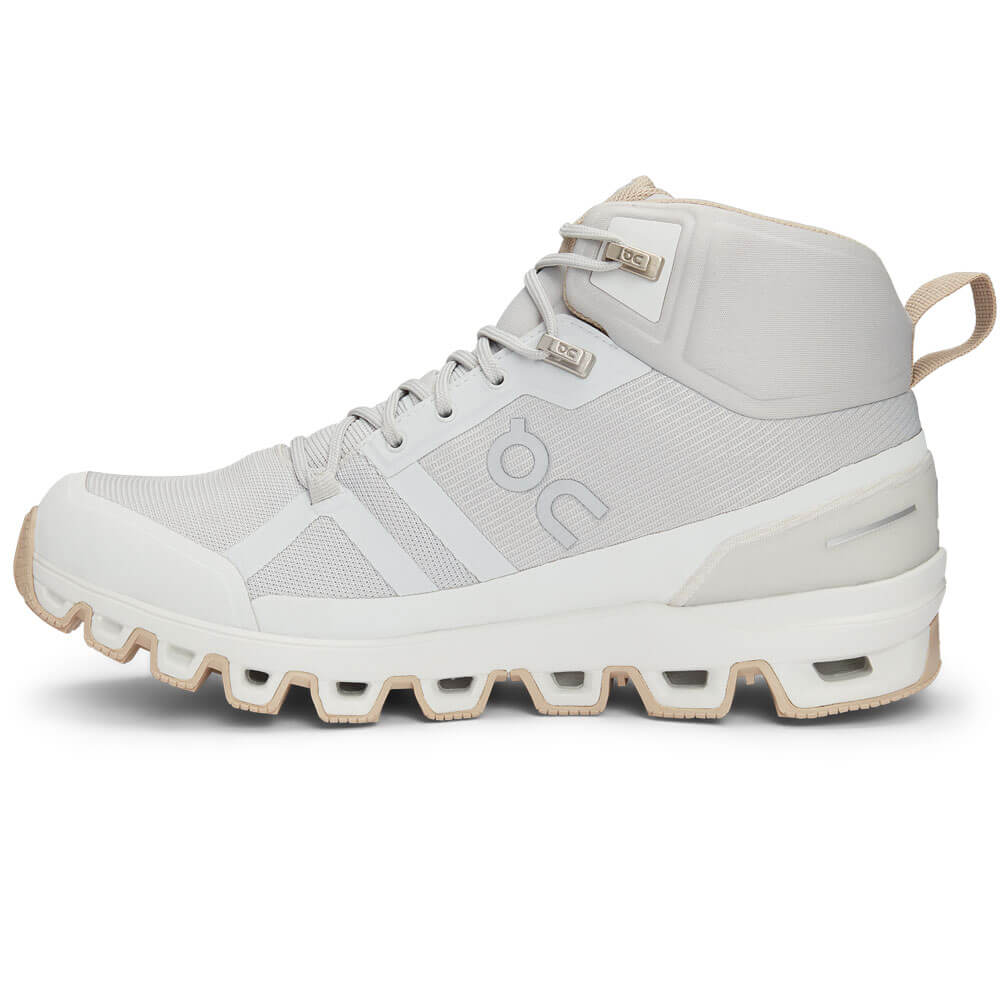 bota on running cloudrock waterproof